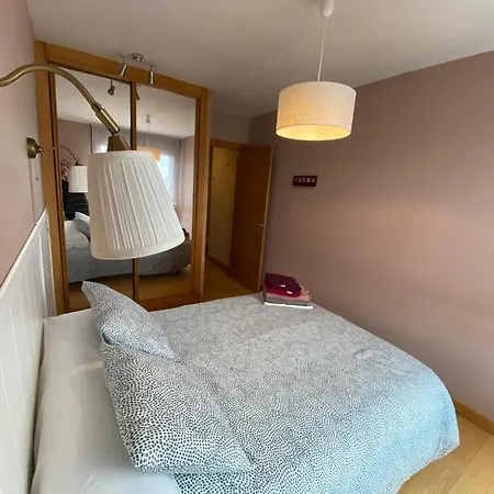 Calidad En Zona Tranquila דירה